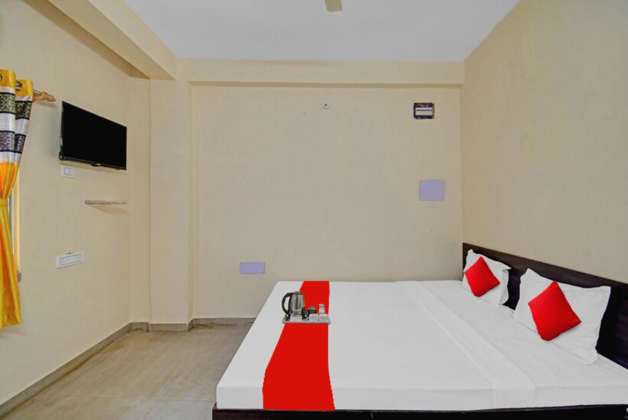 Goroomgo Dream Line Kalikapur Kolkata Exterior photo